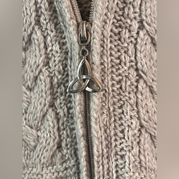 ARAN CRAFTS IRELAND HOODED ZIP CARDIGAN XS - Picture 5 of 9
